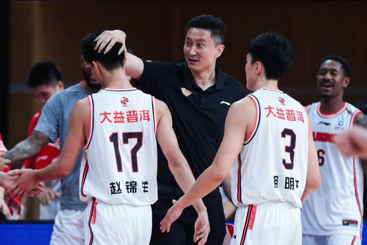伊人丁香婷婷综合一区二区